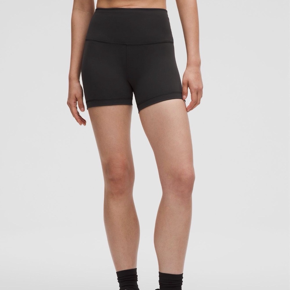 Lululemon Wunder Train High Rise Short 4”